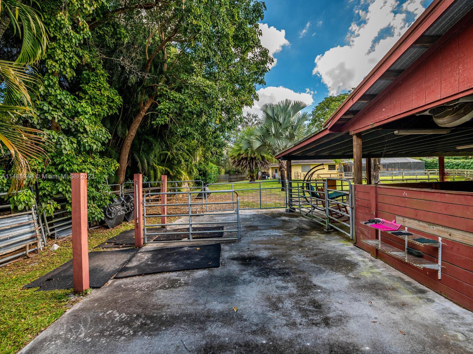 5821 Southwest 162nd Avenue Southwest Ranches, FL 33331 - Photo 72 of 92 Gallery Image 72