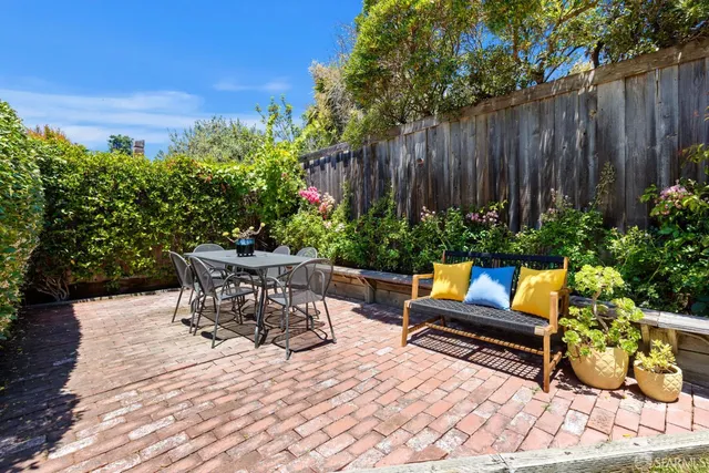 $1,399,000 | 2464 Alida Street, Oakland, CA 94602