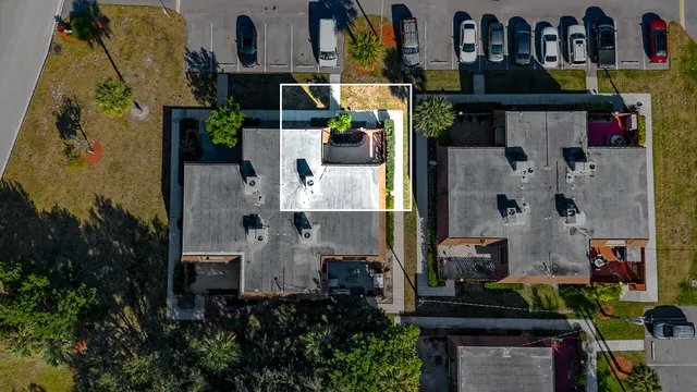 $159,000 | 1402 Nebraska Avenue, Unit 13, Fort Pierce, FL 34950