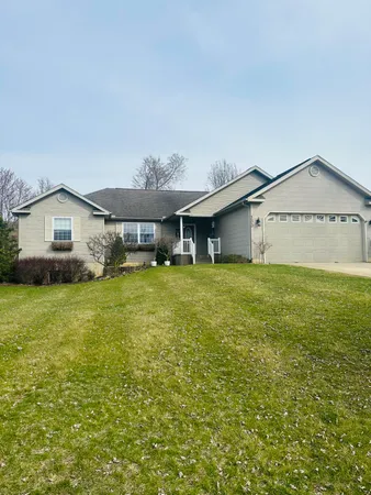 $344,900 | 133 Bingham Drive, Brooklyn, MI 49230