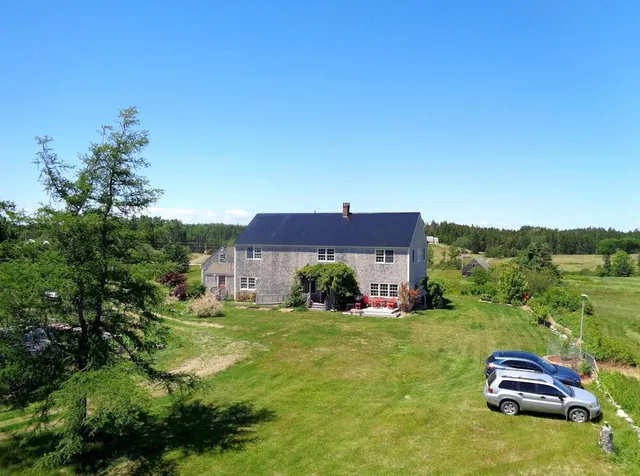 $927,650 | 163 Middle Road, North Haven, ME 04853