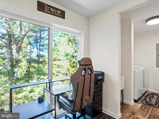 $330,000 | 957 Longview Drive, Berkeley Springs, WV 25411