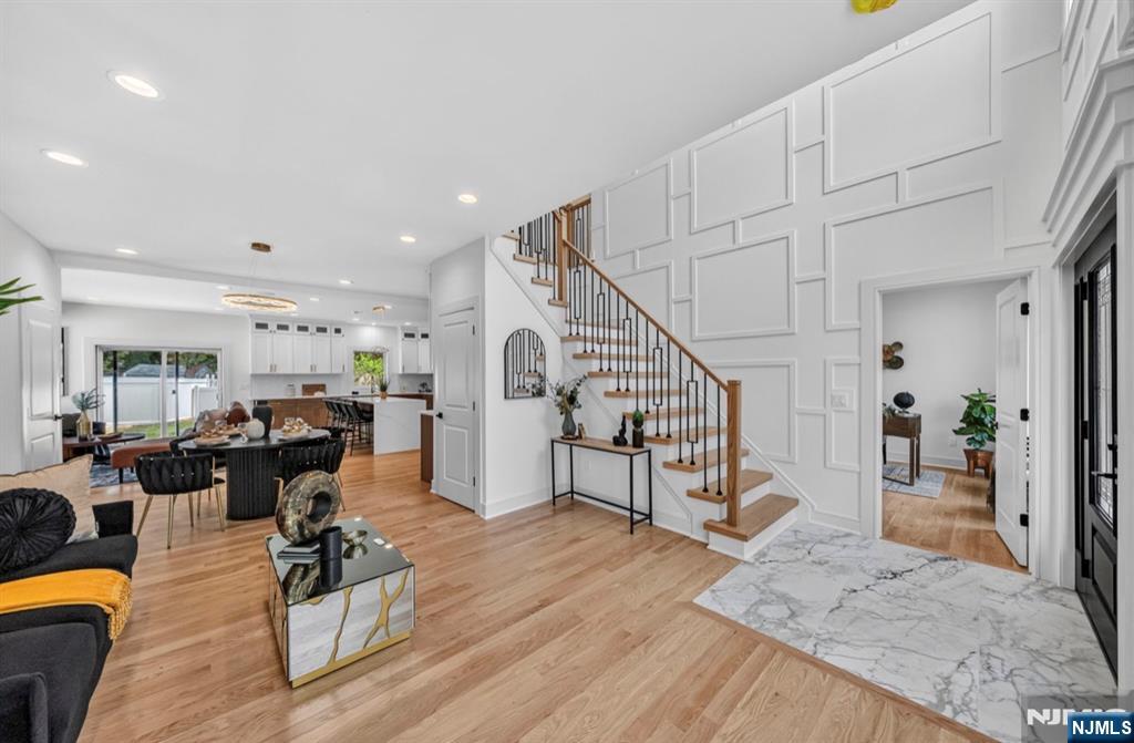 6 Short Hill Road Clifton, NJ 07012 - Photo 3 of 38
