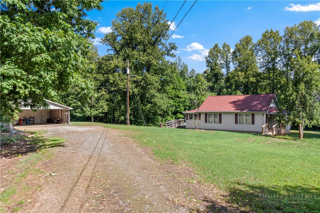 271 Little Ridge Road Moravian Falls, NC 28654 - Photo 4 of 34