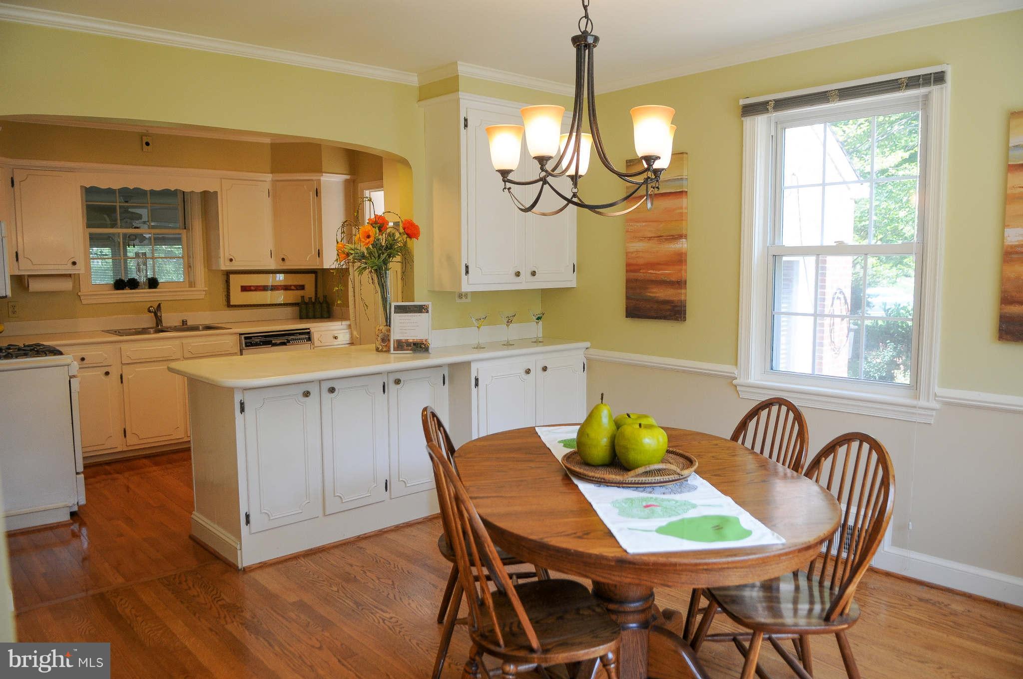 4971 Little Falls Road Arlington, VA 22207 - Photo 3 of 23 Kitchen