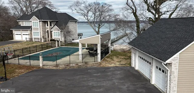 $2,490,000 | 45118 St Cuthbert Farm Road, Hollywood, MD 20636