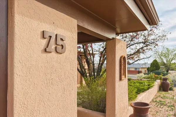 $625,000 | 75 Mesa Verde Street, Los Alamos, NM 87547