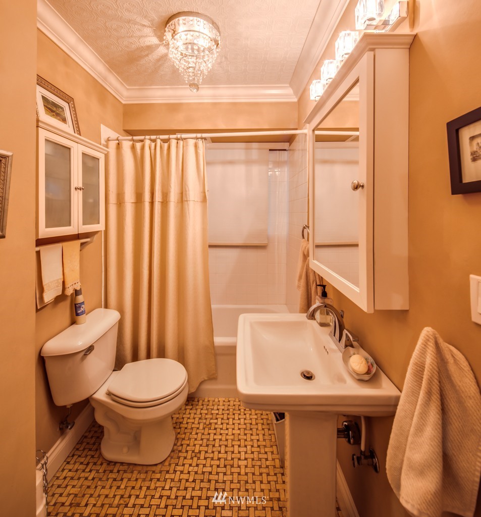 1906 Samish Way Bellingham, WA 98229 - Photo 19 of 25 Gallery Image 19