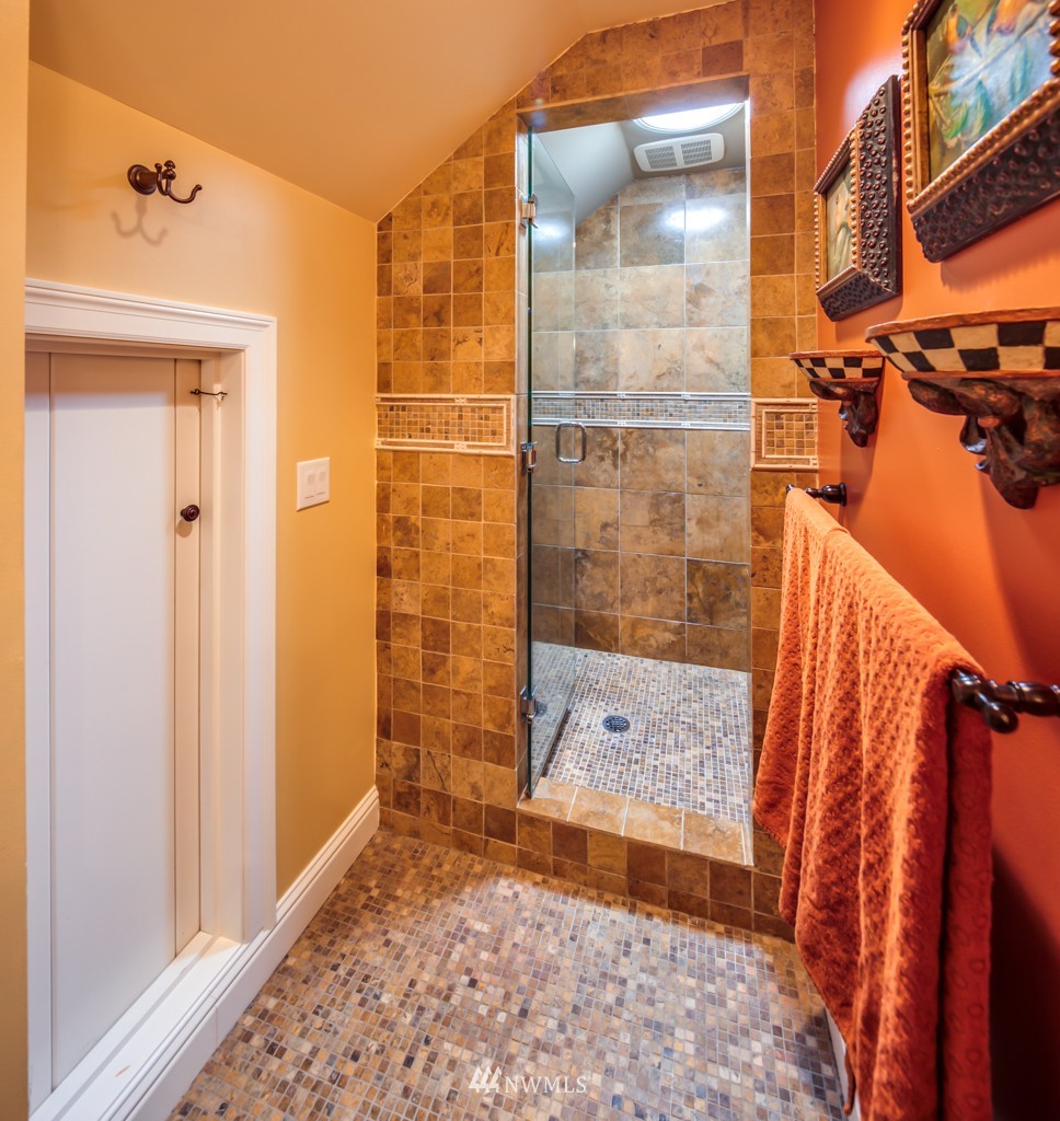 1906 Samish Way Bellingham, WA 98229 - Photo 23 of 25 Gallery Image 23