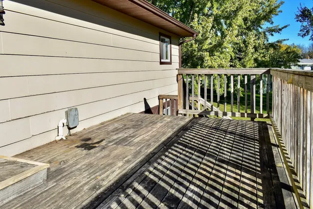 $232,000 | 225 First Street South, Lewiston, MN 55952