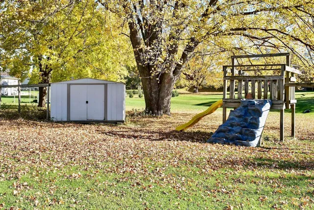 $232,000 | 225 First Street South, Lewiston, MN 55952