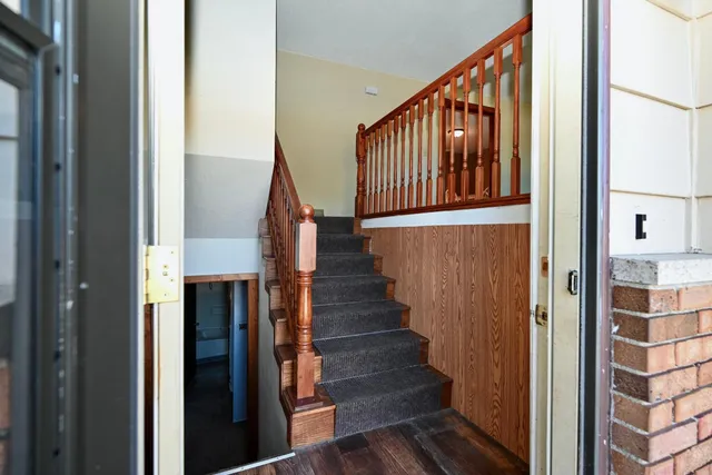 $232,000 | 225 First Street South, Lewiston, MN 55952