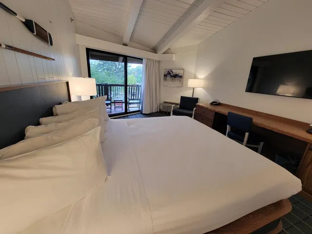 $45,000 | 2400 East Geneva, Unit 1318, Williams Bay, WI 53115