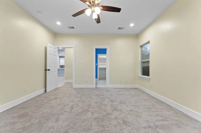 $299,999 | 520 East 5th Street, Bonham, TX 75418