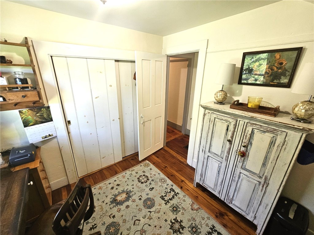 187 Dye Hill Road Hopkinton, RI 02832 - Photo 16 of 50