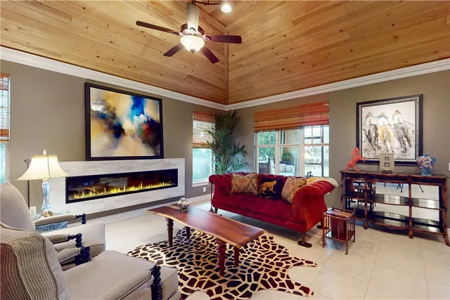 $695,000 | 2815 St Barts Square, Vero Beach, FL 32967