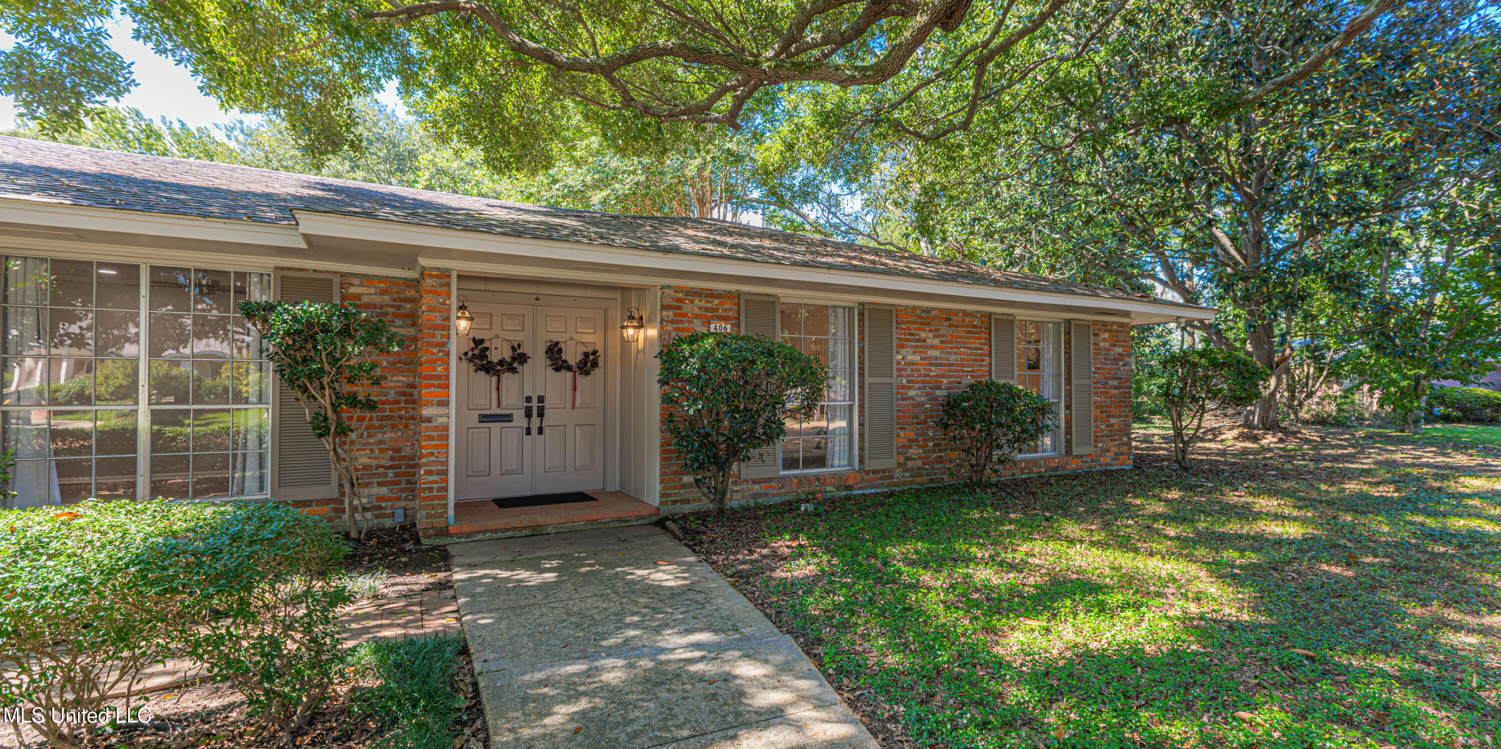 406 Rollingwood Drive Jackson, MS 39211 - Photo 2 of 48 1R4A4177-Enhanced-NR