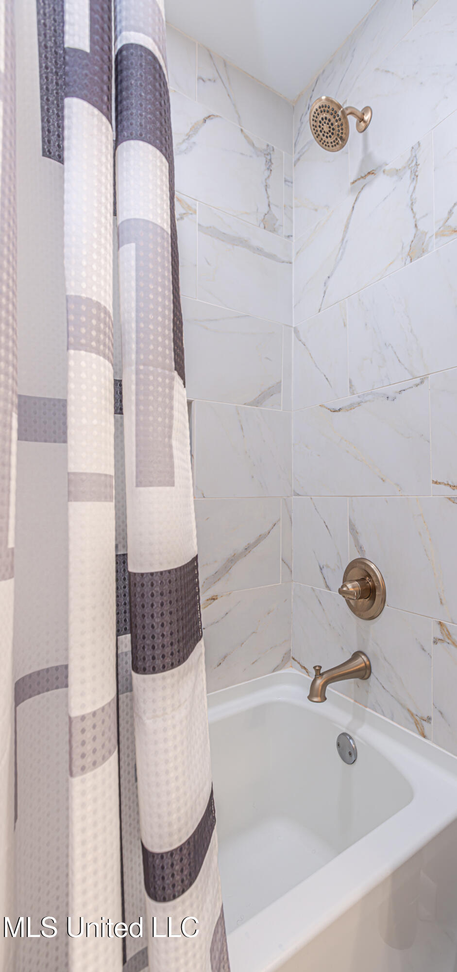 406 Rollingwood Drive Jackson, MS 39211 - Photo 24 of 48 1R4A4220-Enhanced-NR