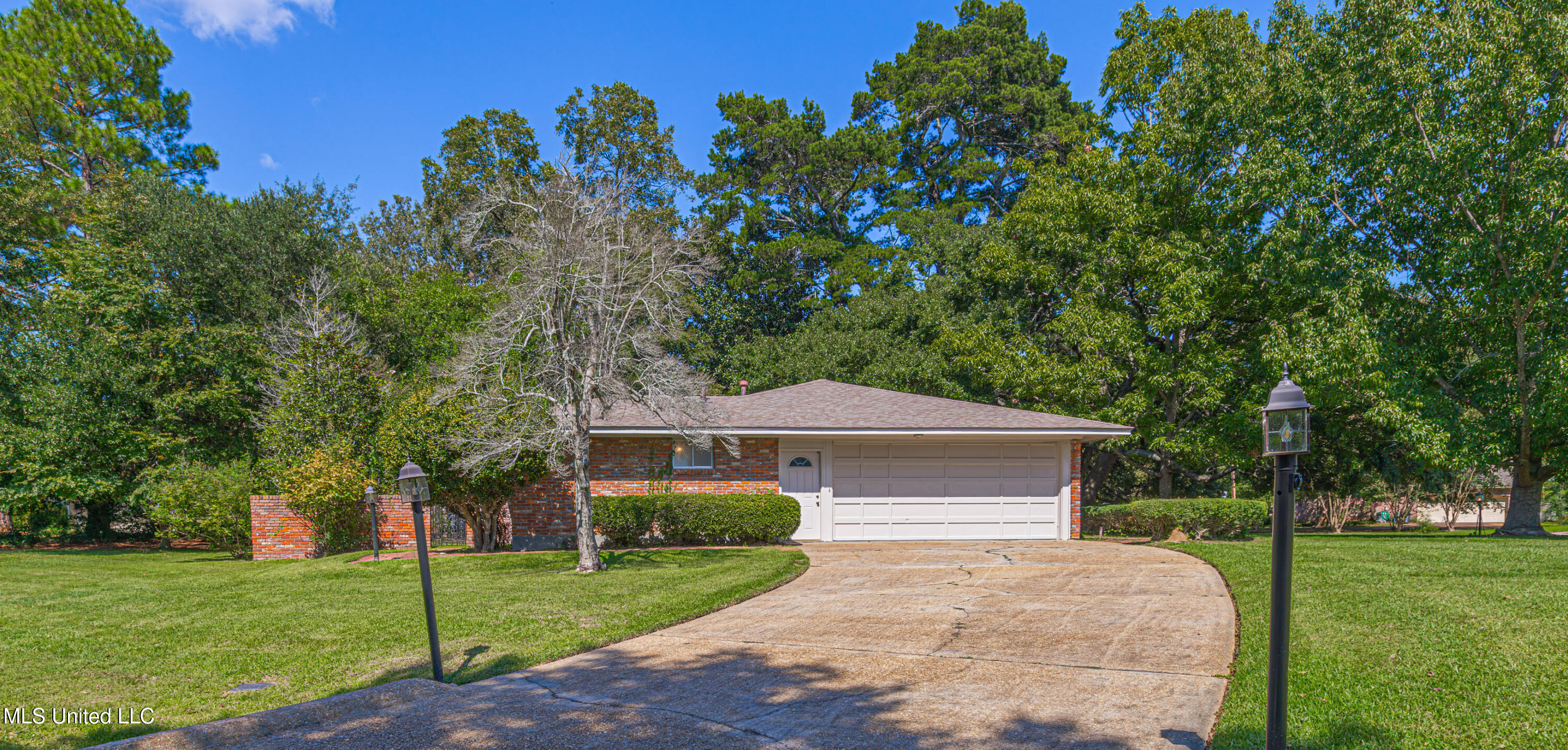 406 Rollingwood Drive Jackson, MS 39211 - Photo 48 of 48 1R4A4166-Enhanced-NR