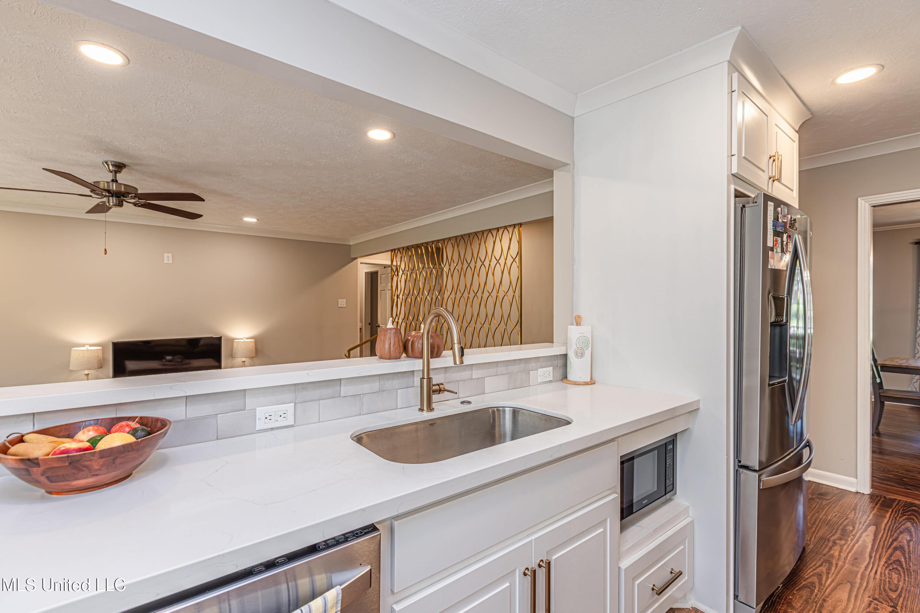 406 Rollingwood Drive Jackson, MS 39211 - Photo 10 of 48 1R4A4190-Enhanced-NR