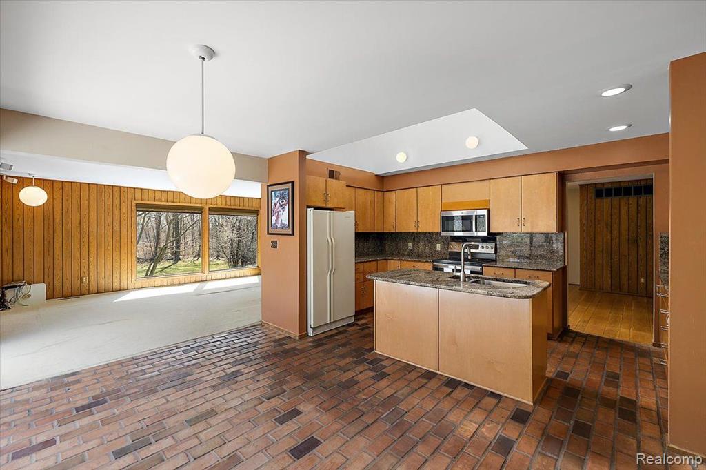 6145 Blue Beech Road Rochester Hills, MI 48306 - Photo 17 of 55
