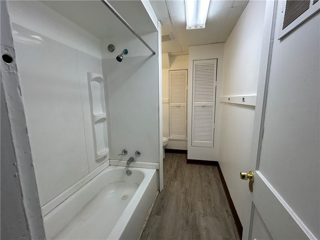 19 Singer Avenue, Unit 5 McKees Rocks, PA 15136 - Photo 10 of 13