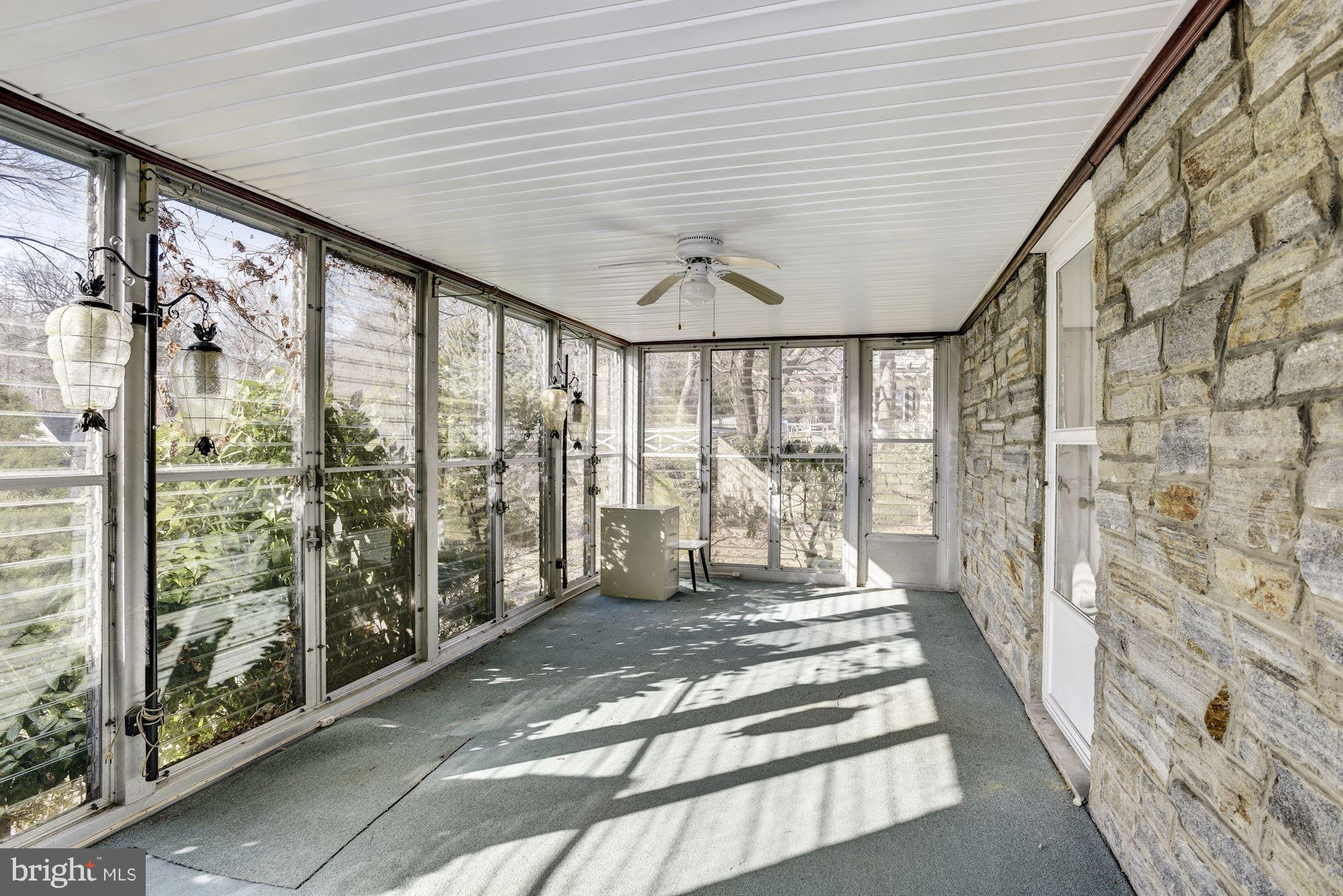 627 Hillen Road Baltimore, MD 21286 - Photo 11 of 31 Sunroom