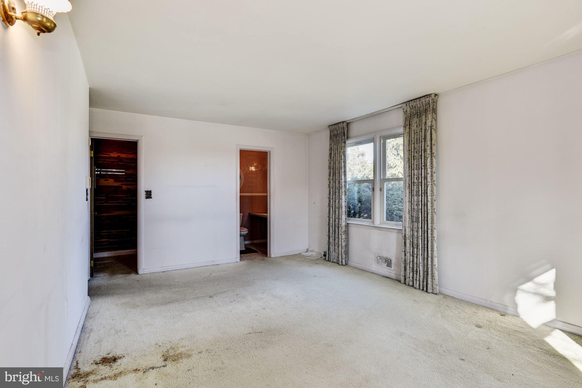627 Hillen Road Baltimore, MD 21286 - Photo 13 of 31 Master Suite