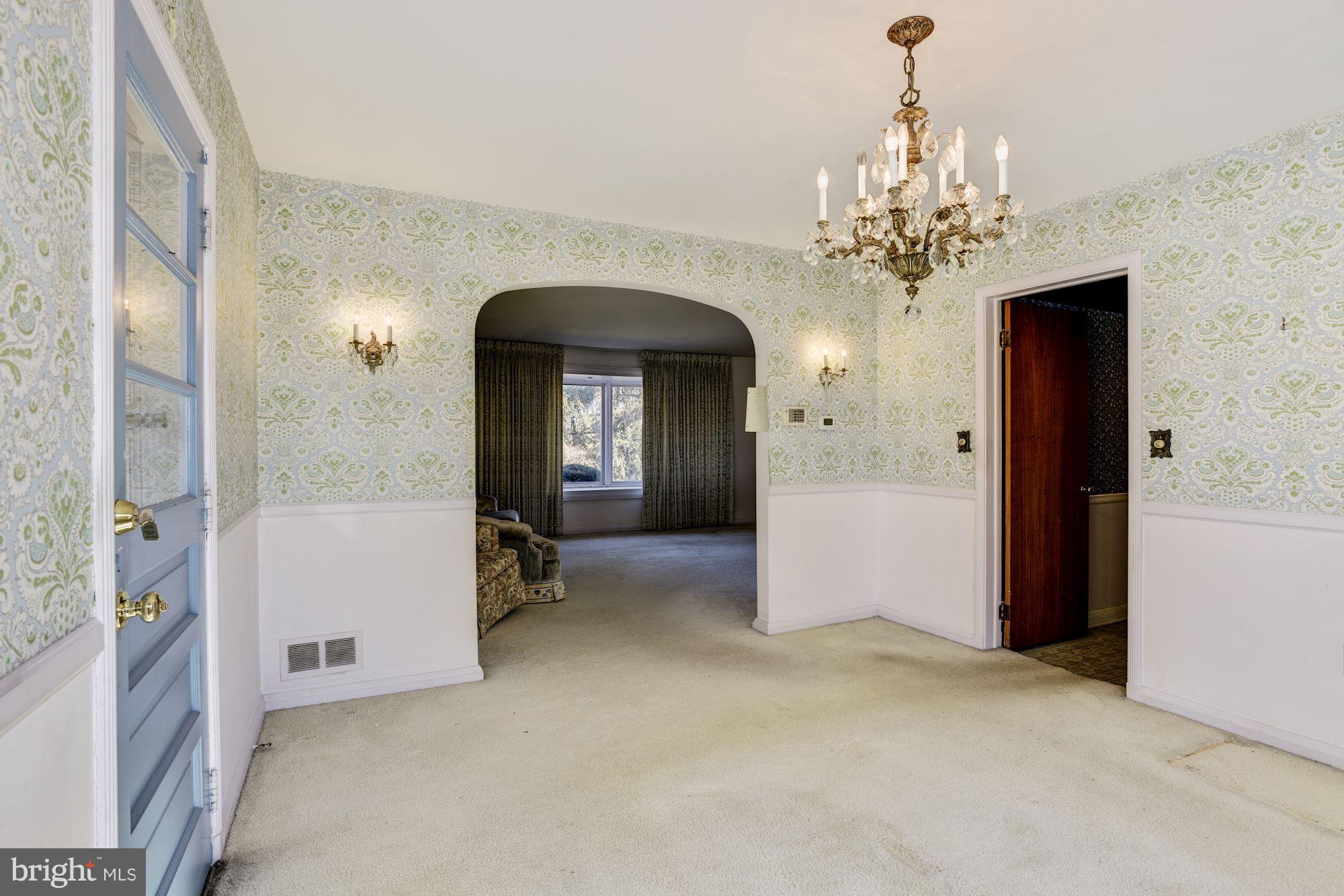 627 Hillen Road Baltimore, MD 21286 - Photo 7 of 31 Dining Room
