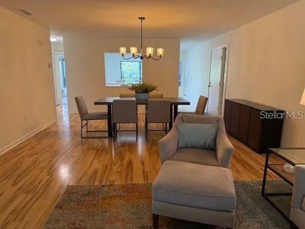 $1,950 | 6120 Country Club Way, Unit 207, Sarasota, FL 34243