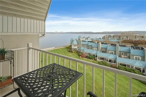 a view of balcony with city view