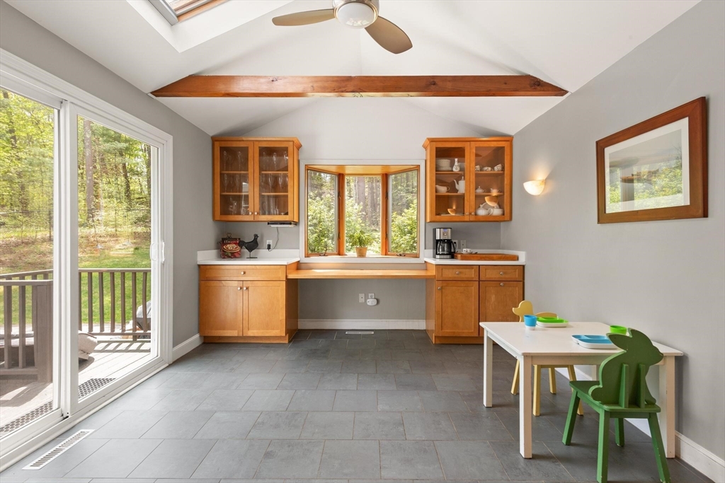 395 North Road Sudbury, MA 01776 - Photo 9 of 28