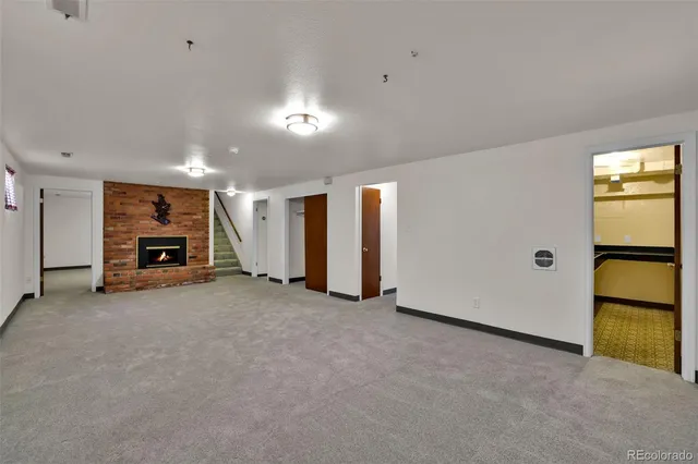 a view of utility room