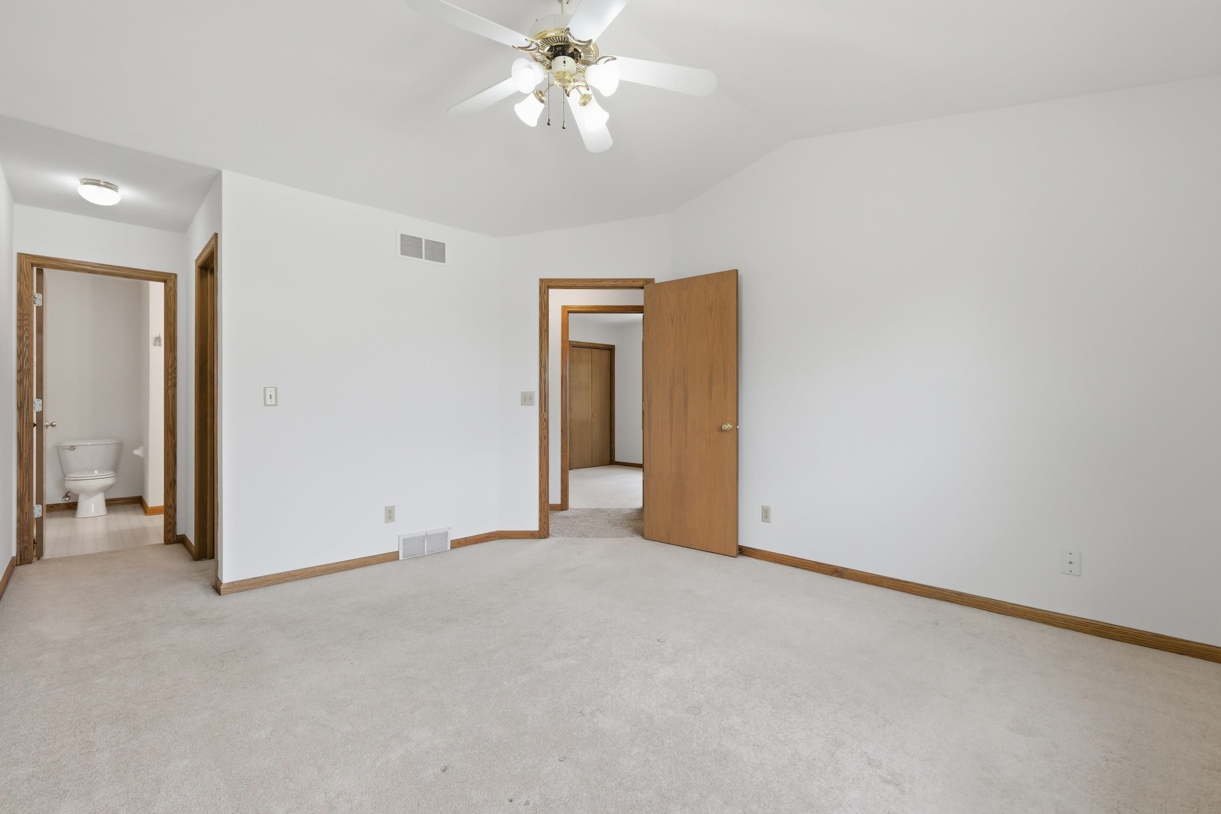 2348 Steven Street Sun Prairie, WI 53590 - Photo 11 of 33 Gallery Image 11