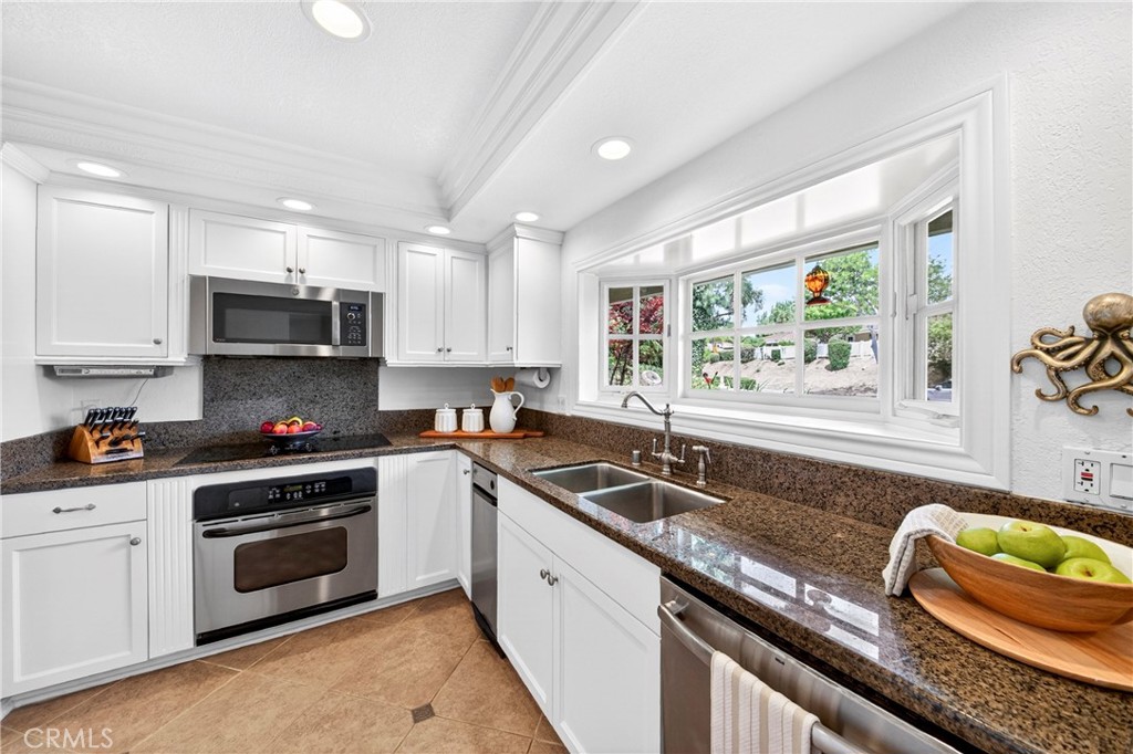 1448 West Domingo Road Fullerton, CA 92833 - Photo 22 of 68