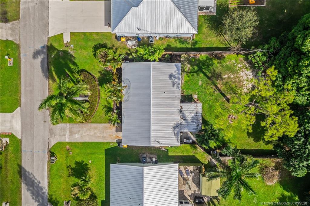 3156 Southeast Mimosa Street Stuart, FL 34997 - Photo 10 of 38