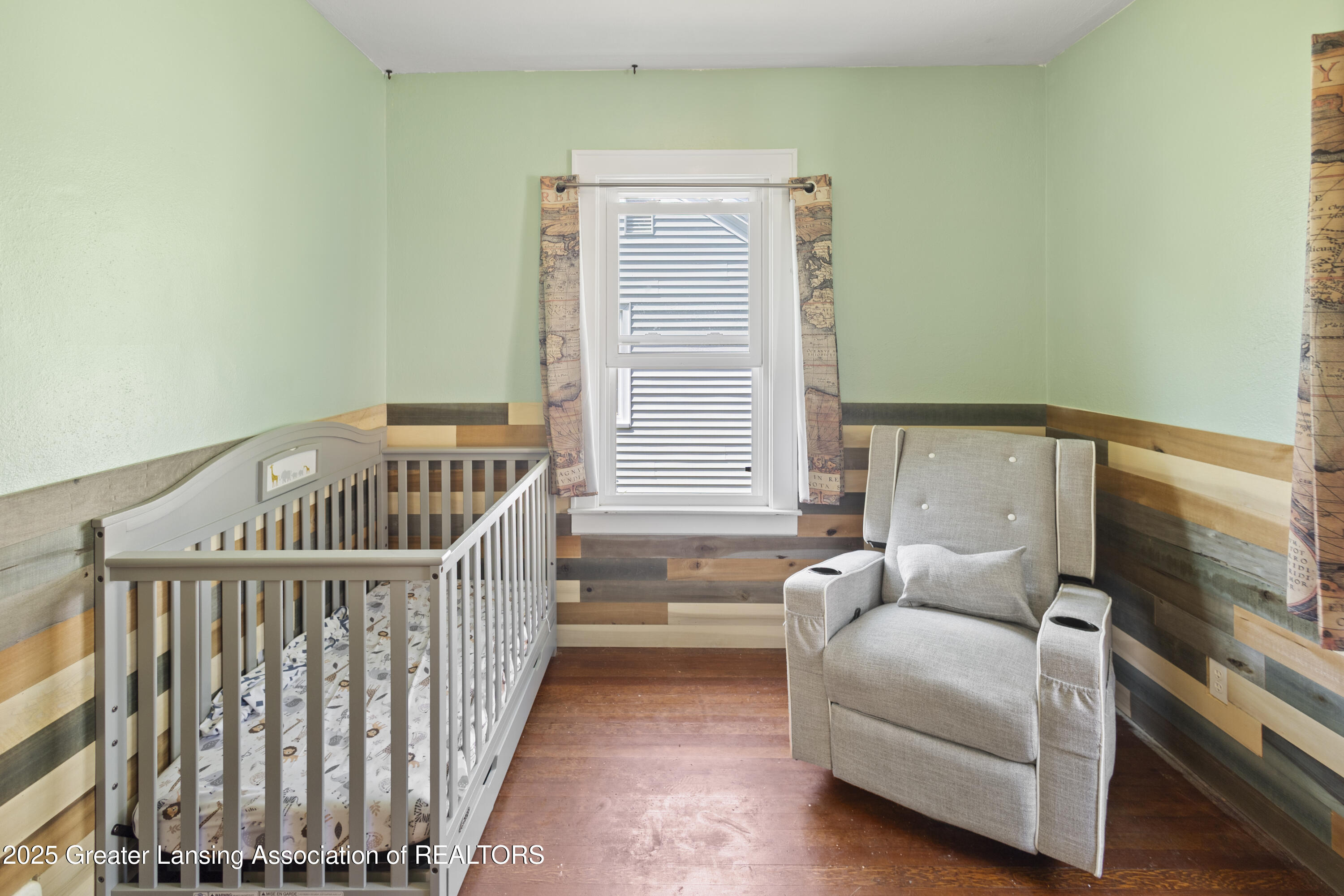 2335 Harding Avenue Lansing, MI 48910 - Photo 22 of 52 IMG_5391