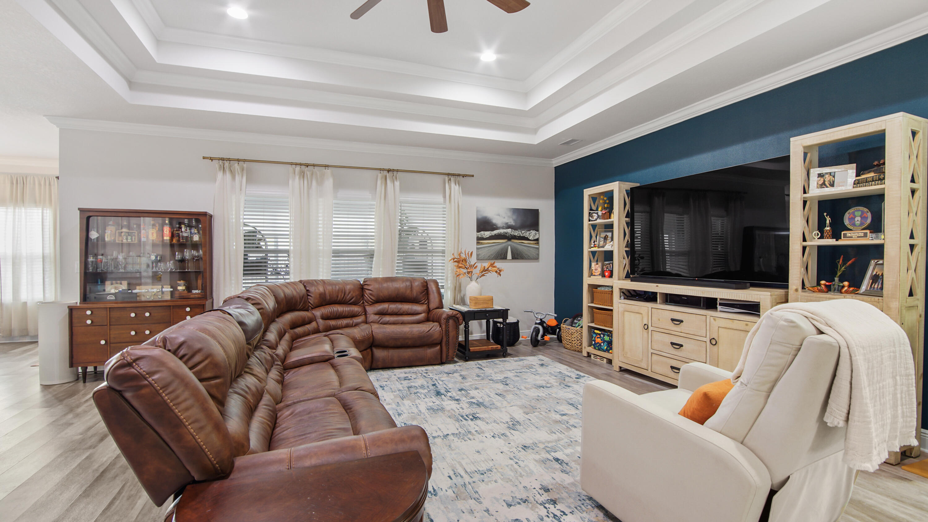 38 Norwich Road Freeport, FL 32439 - Photo 11 of 42 a living room with furniture and a flat screen tv