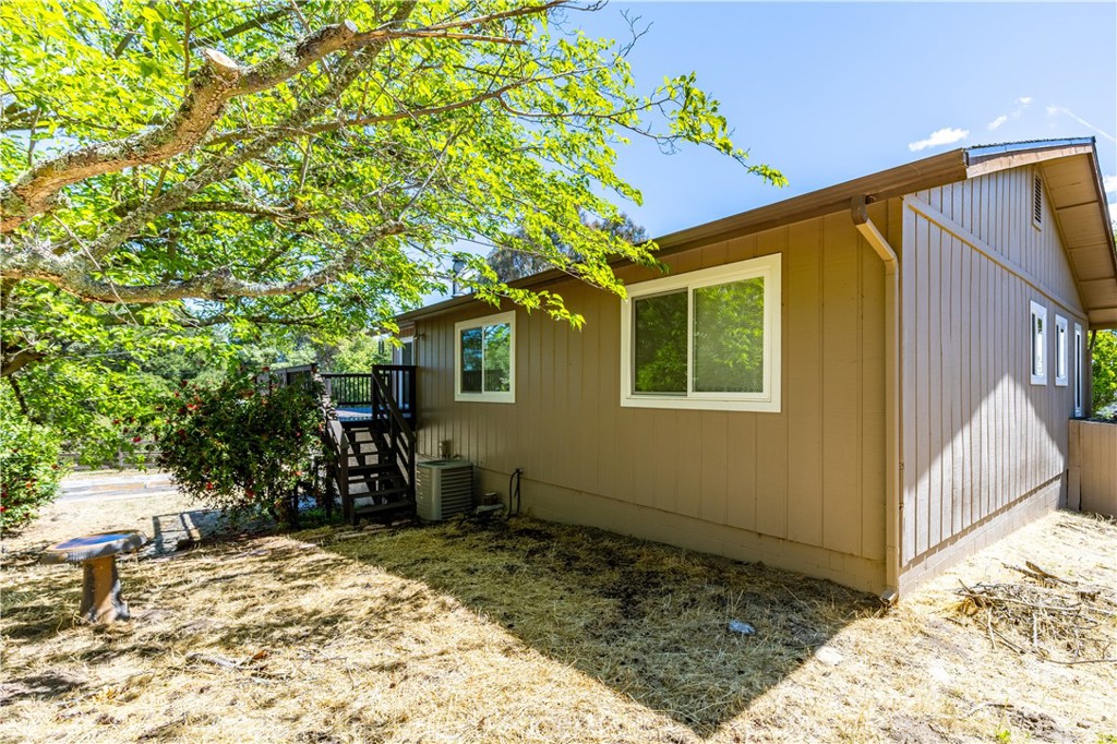 4530 San Ardo Avenue Atascadero, CA 93422 - Photo 32 of 37 a backyard of a house