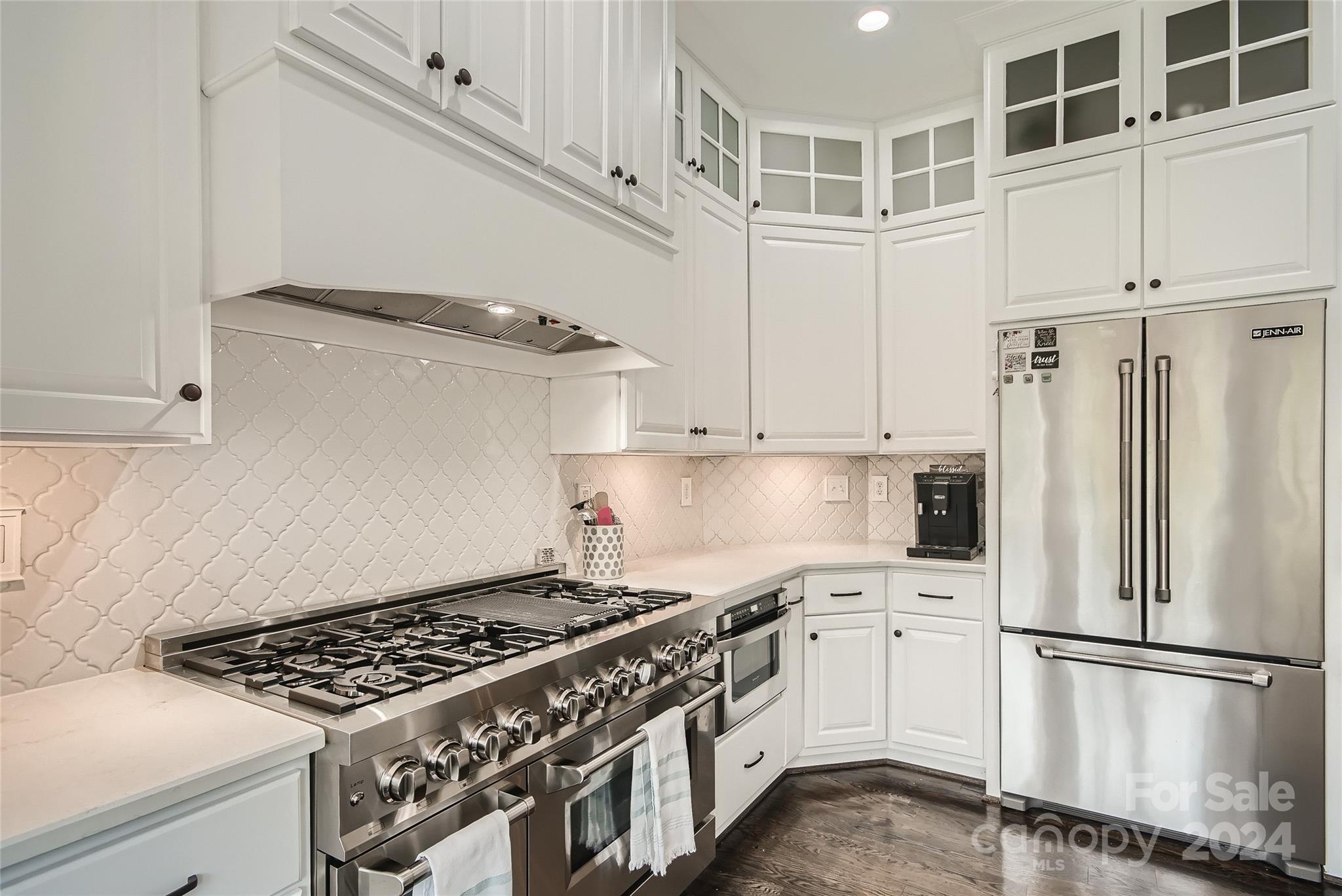 2926 Dodsworth Drive Cramerton, NC 28032 - Photo 11 of 33 a kitchen with cabinets and appliances