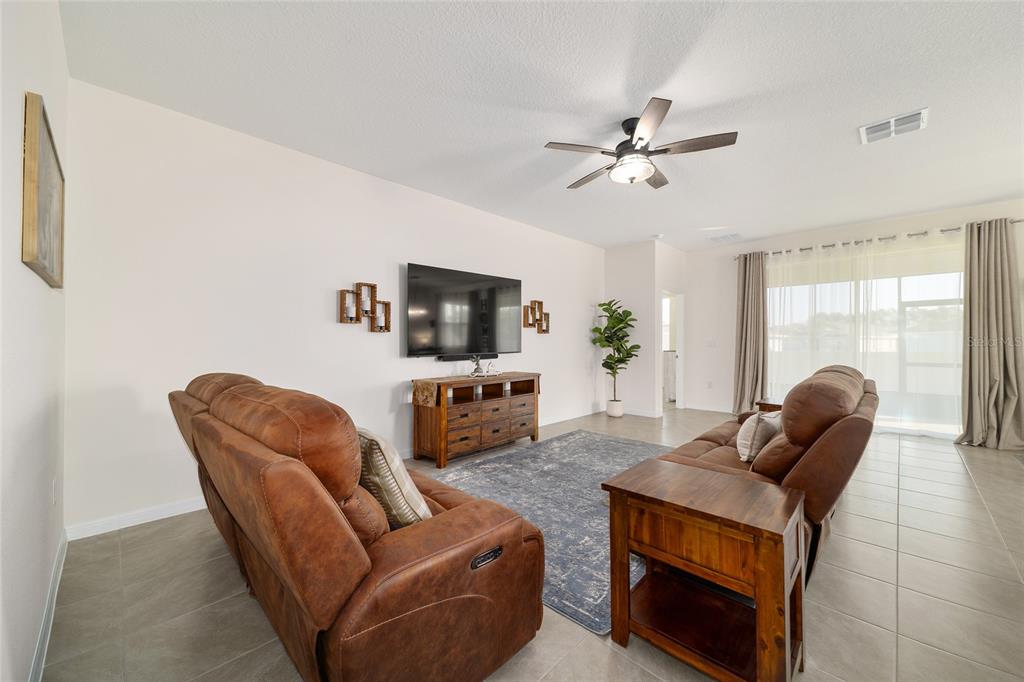 6053 Southwest 93rd Loop Ocala, FL 34476 - Photo 13 of 52