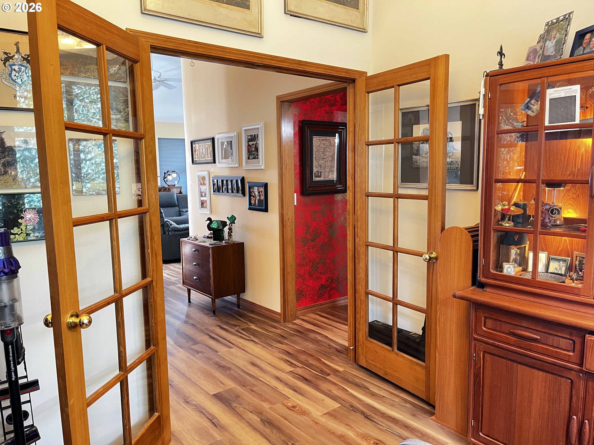3520 Ocean View Drive Florence, OR 97439 - Photo 27 of 44 a view of a balcony with wooden floor and furniture