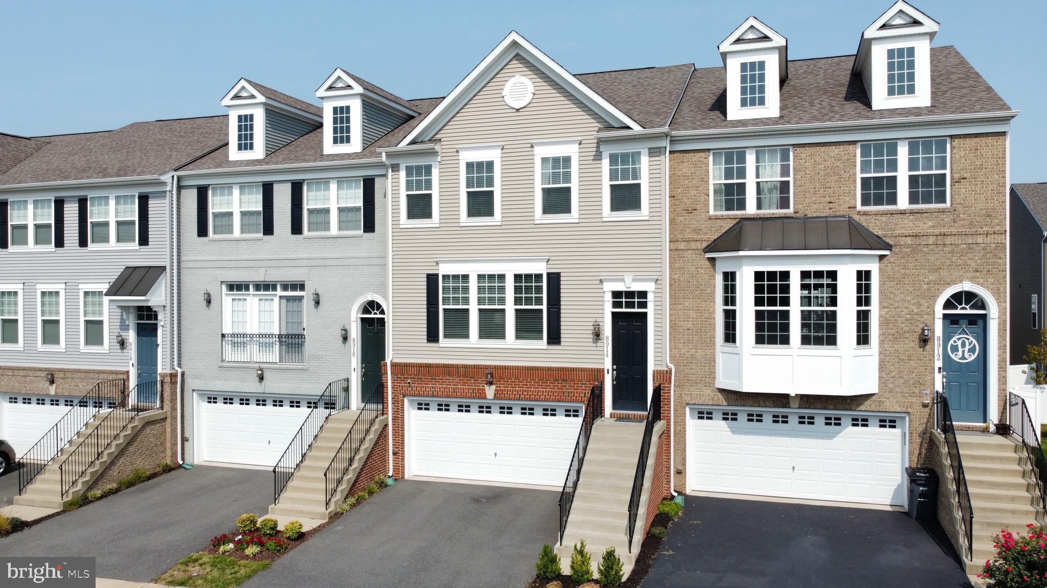 8914 Haversack Hunt Way Manassas, VA 20112 - Photo 3 of 48