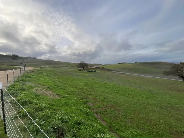 $402,800 | 21 Interlake Road, Bradley, CA 93426