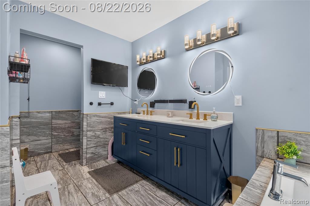 2320 Grange Road Trenton, MI 48183 - Photo 17 of 36 Gallery Image 17