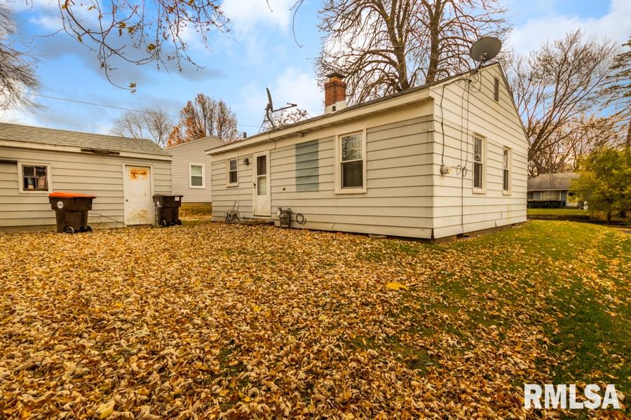 219 East Cherry Ridge Road Peoria, IL 61614 - Photo 25 of 28 Gallery Image 25