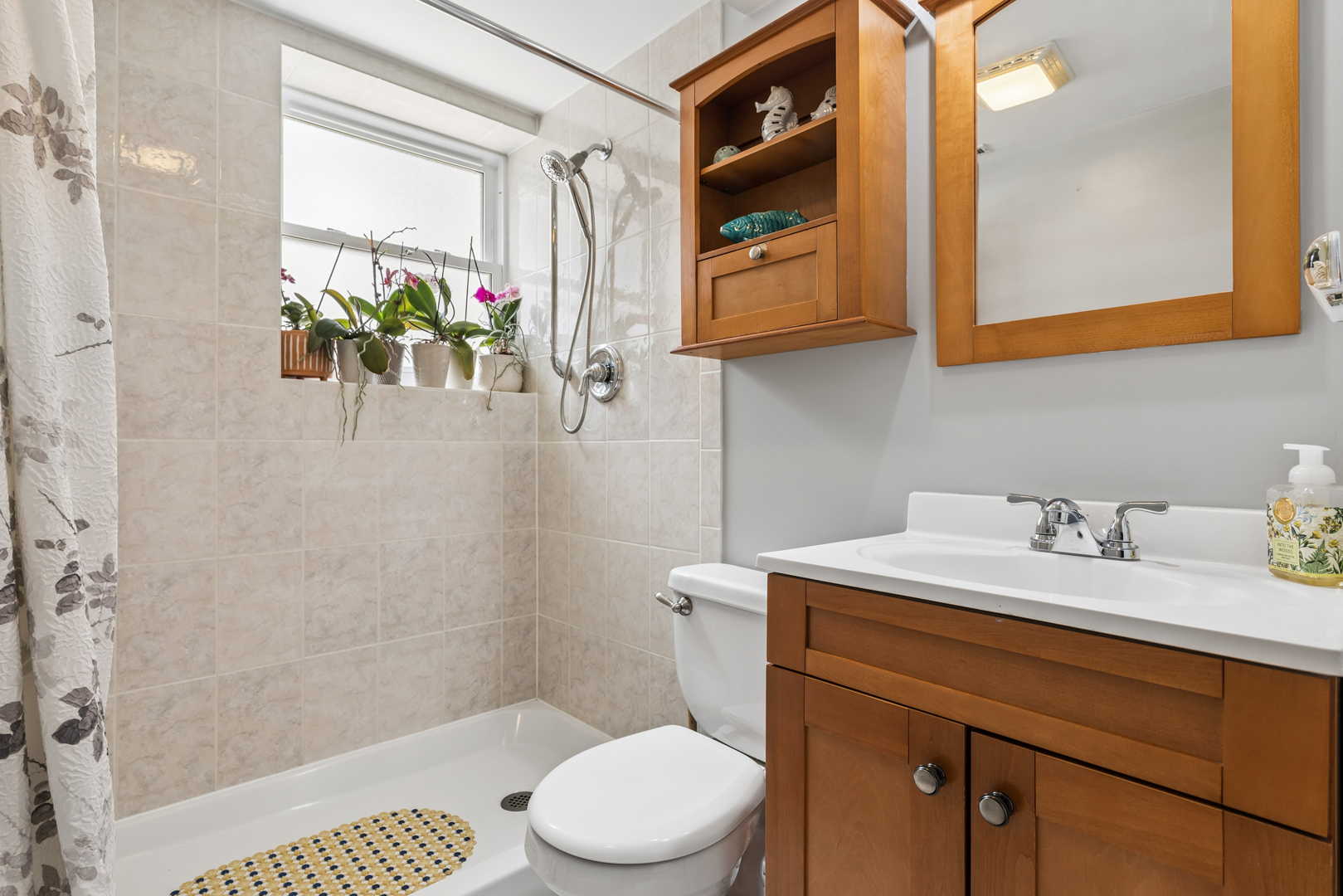 1044 Charing Cross Road Lombard, IL 60148 - Photo 13 of 20