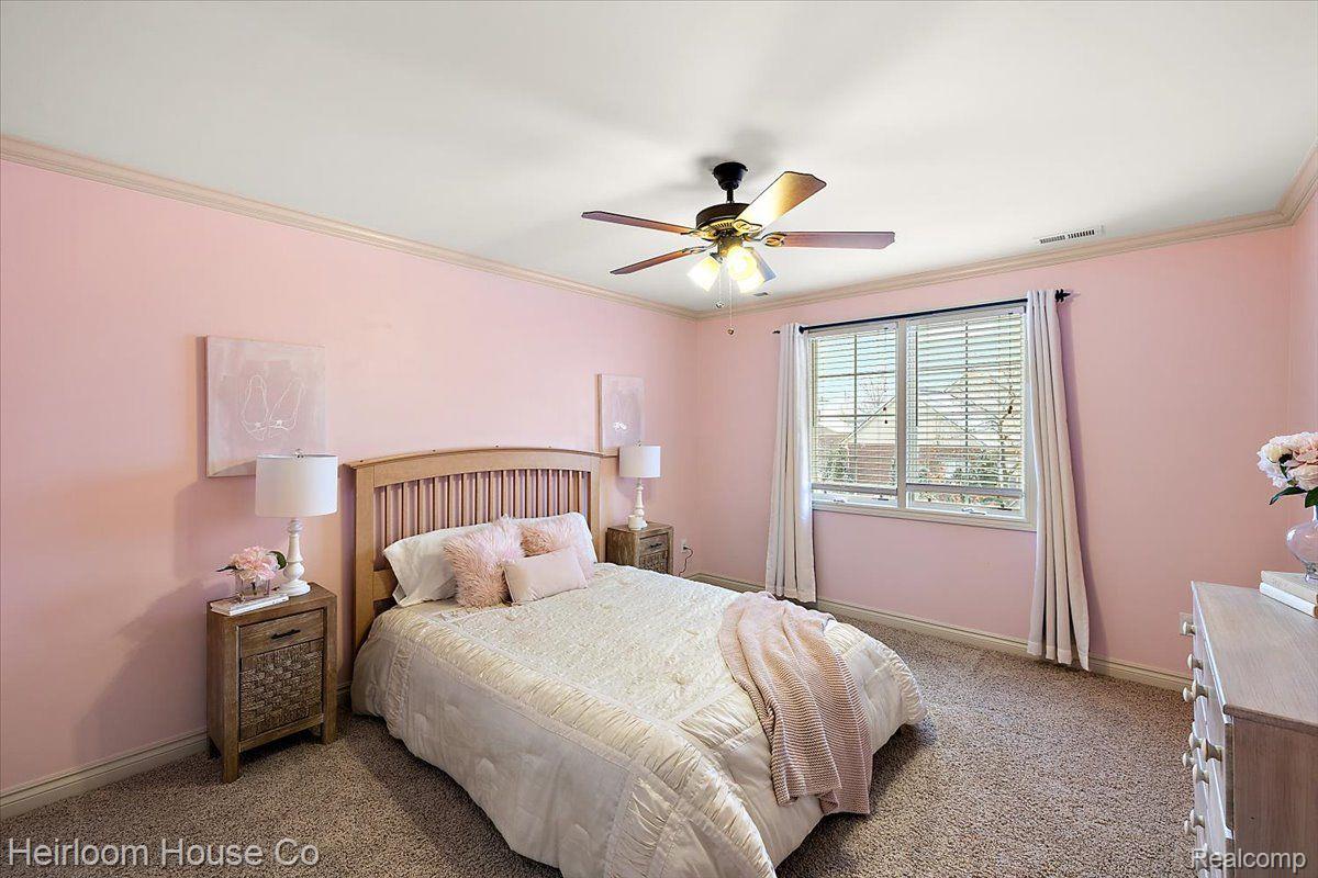 45926 South Stonewood Road Canton, MI 48187 - Photo 35 of 73