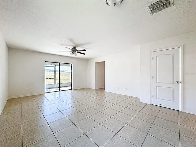 $330,000 | Undisclosed Address, Dundee, FL 33838