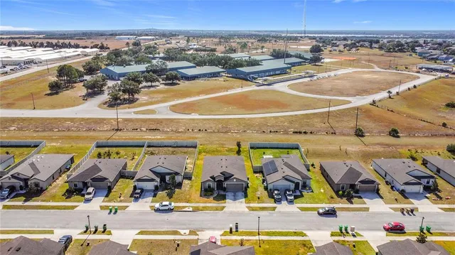 $330,000 | Undisclosed Address, Dundee, FL 33838